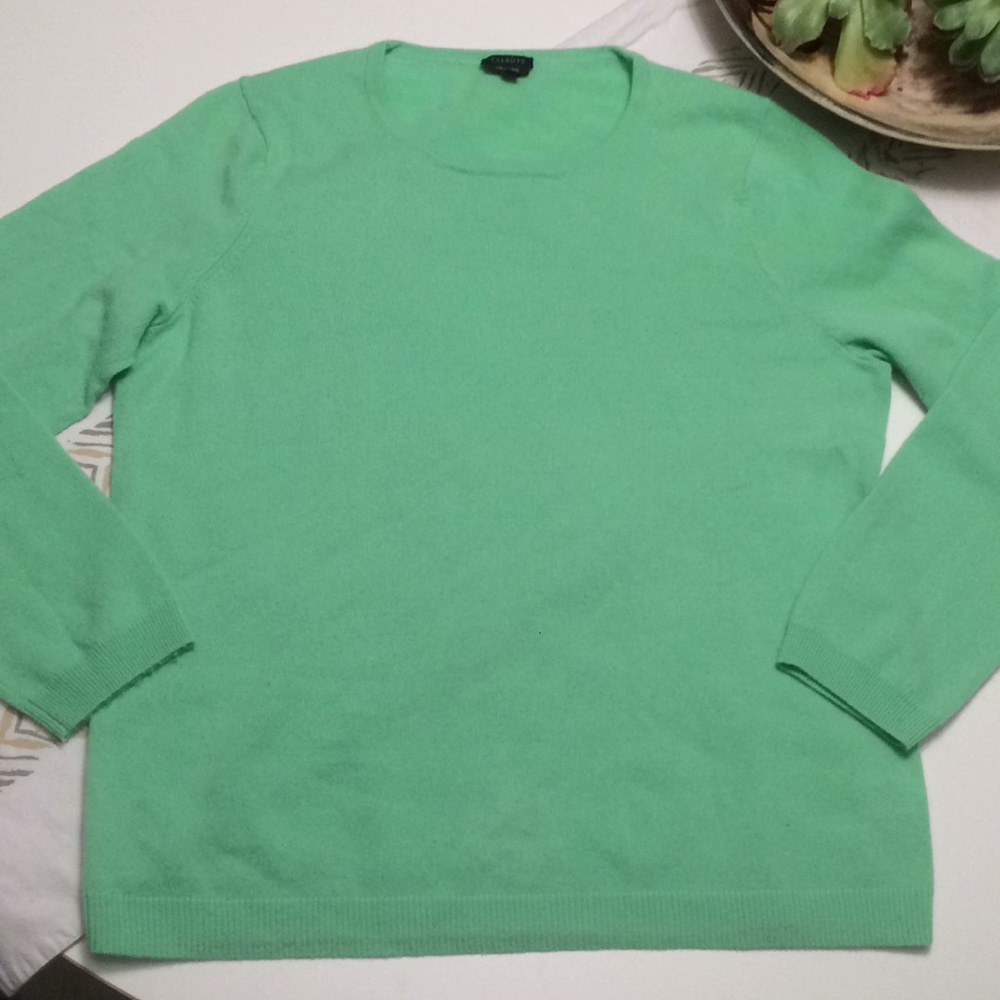 Cashmere sweater